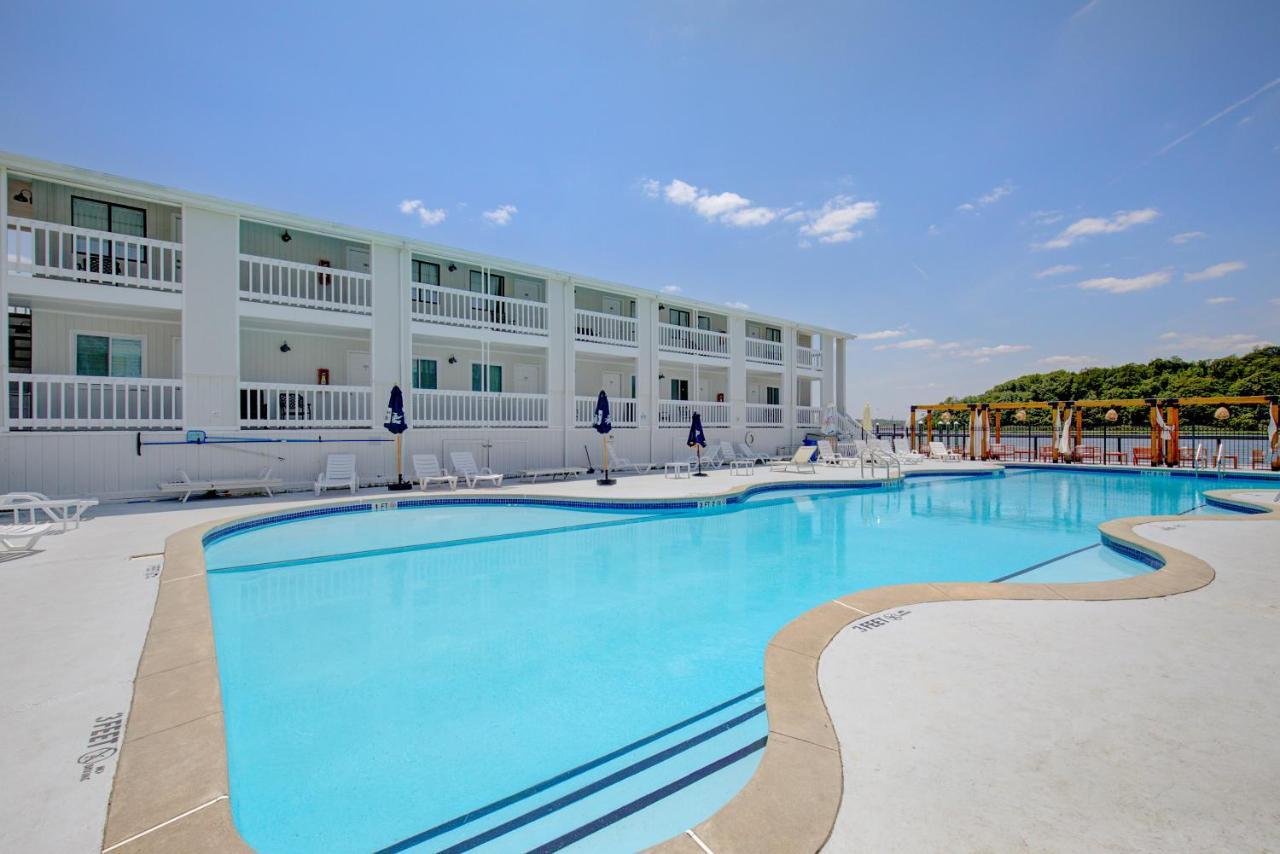Beachwalk At Hotel
