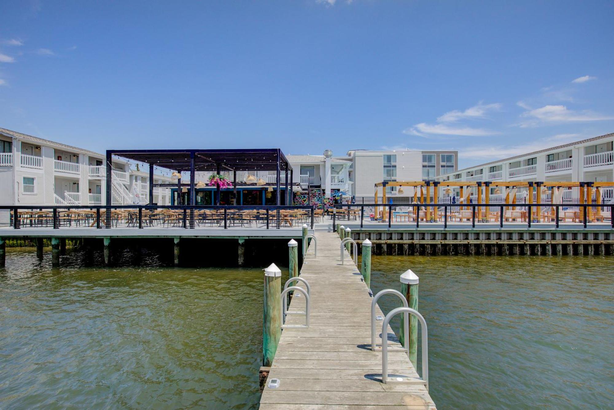 Beachwalk At 3* Sea Bright