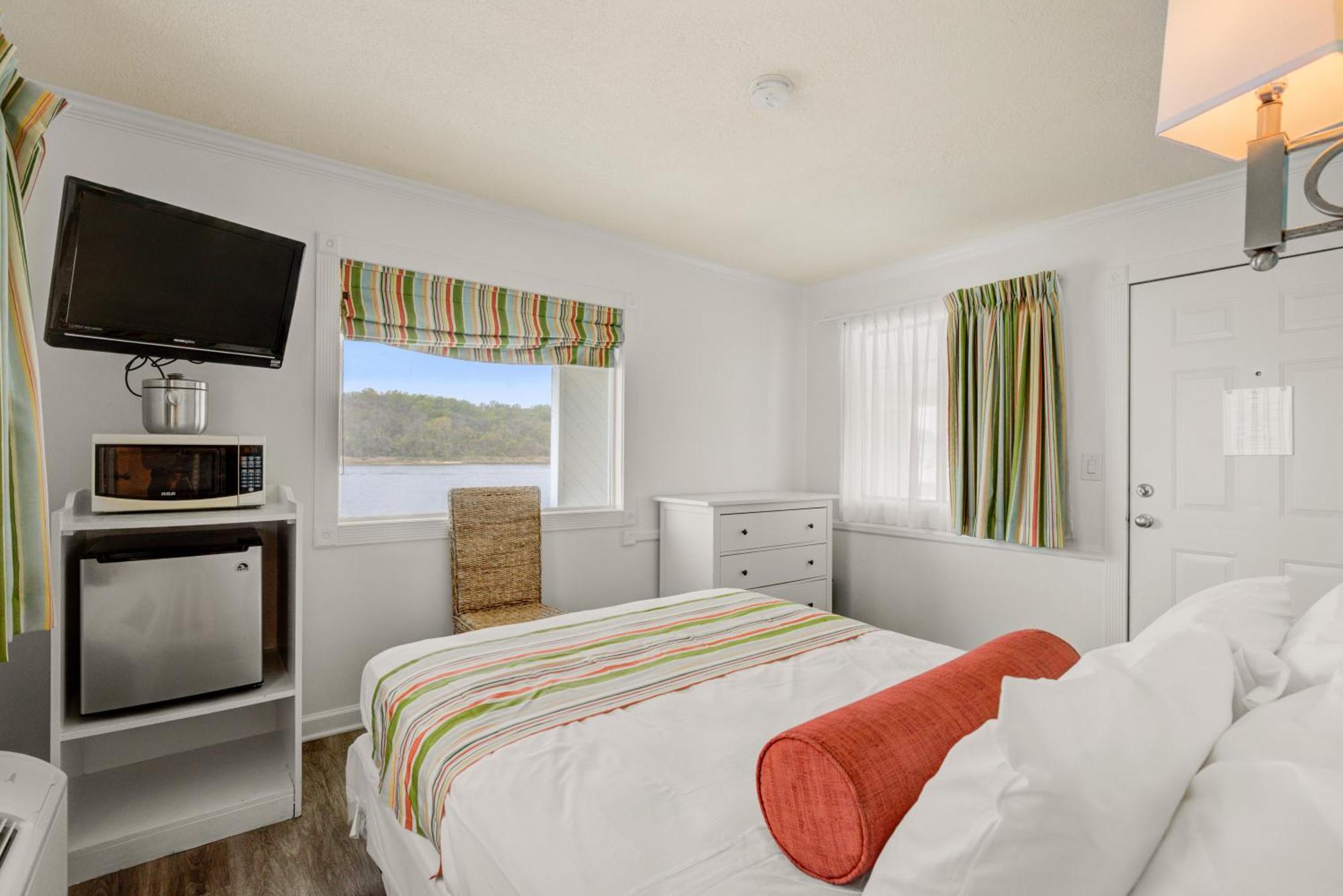 Beachwalk At Hotel Sea Bright